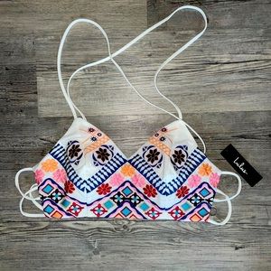 Crop top embroidered